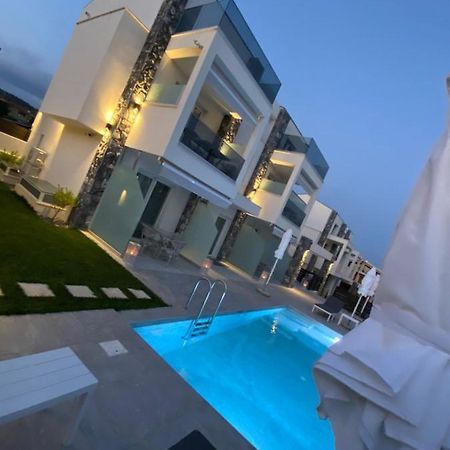 Interni Luxury Living Daire Nikiti  Dış mekan fotoğraf