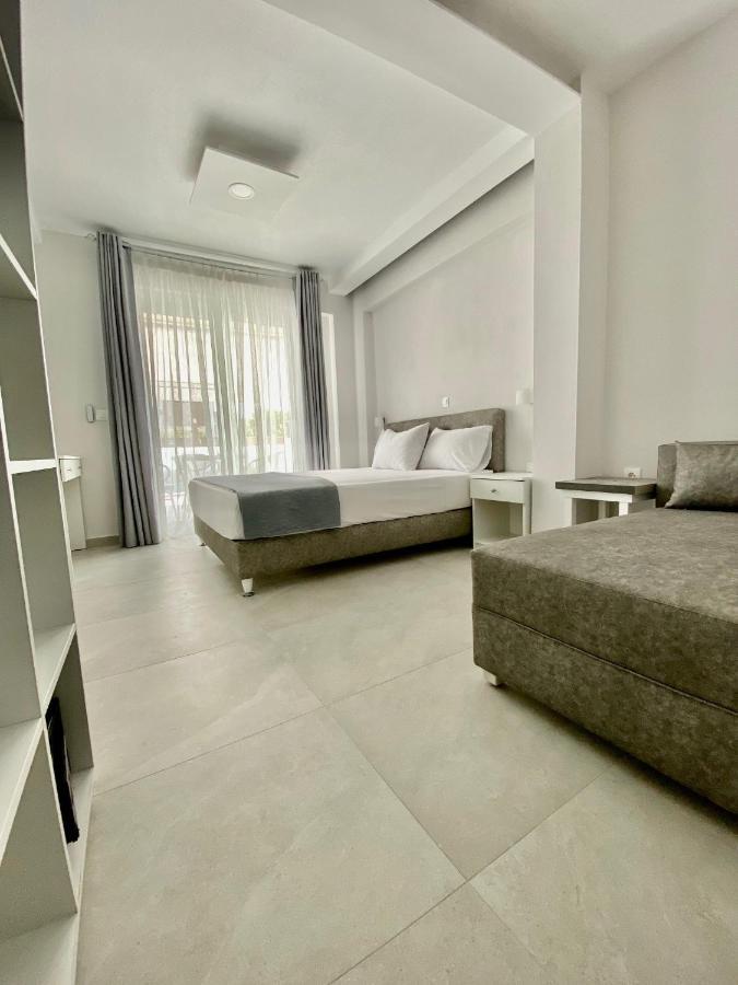 Interni Luxury Living Daire Nikiti  Dış mekan fotoğraf