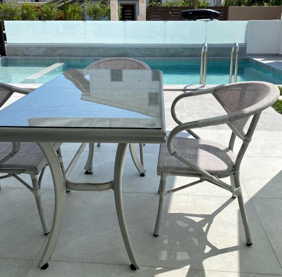 Interni Luxury Living Daire Nikiti  Dış mekan fotoğraf