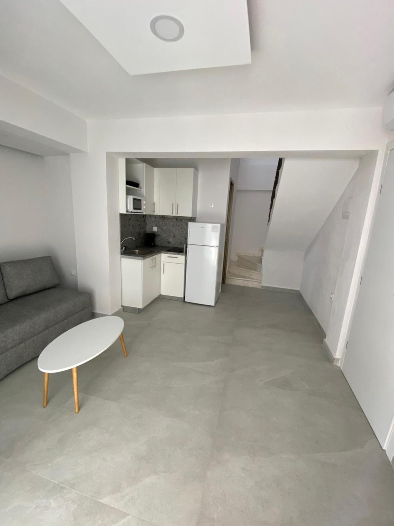 Interni Luxury Living Daire Nikiti  Dış mekan fotoğraf
