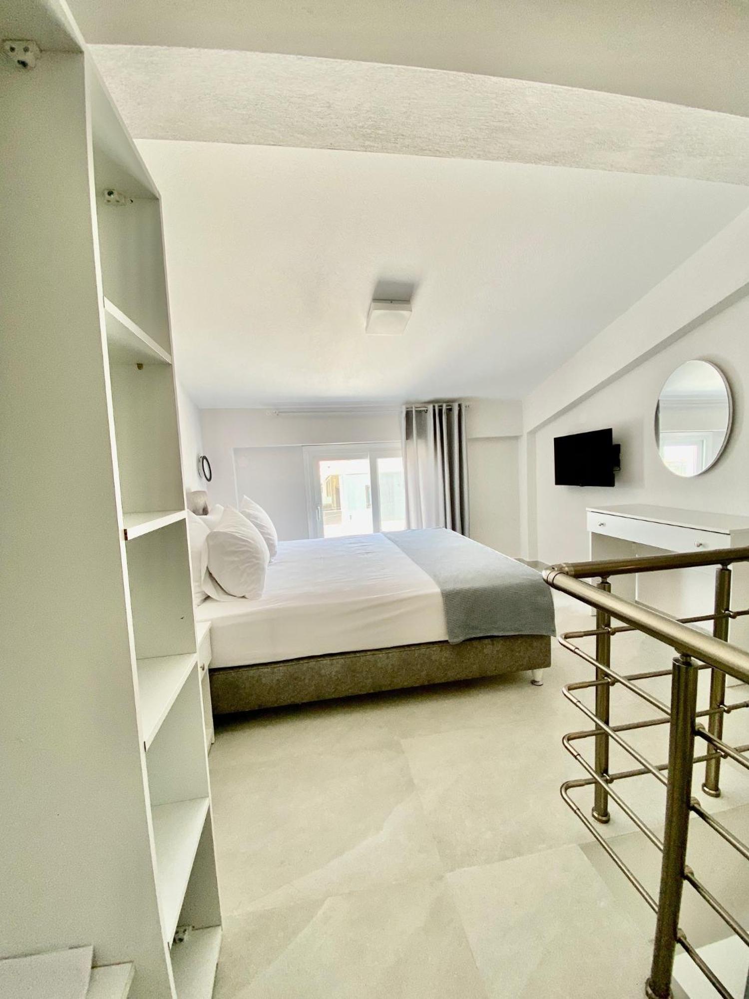 Interni Luxury Living Daire Nikiti  Dış mekan fotoğraf