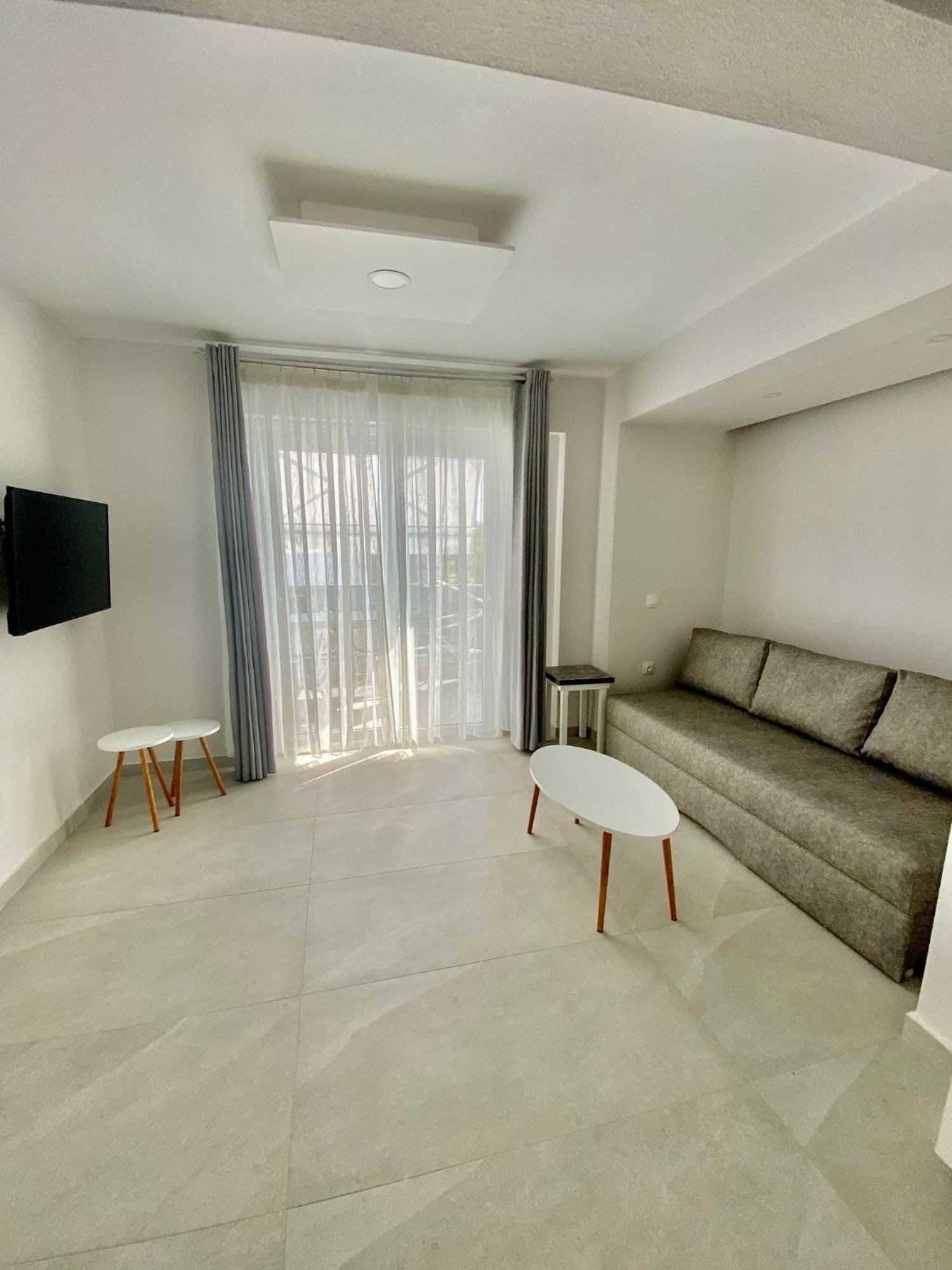 Interni Luxury Living Daire Nikiti  Dış mekan fotoğraf
