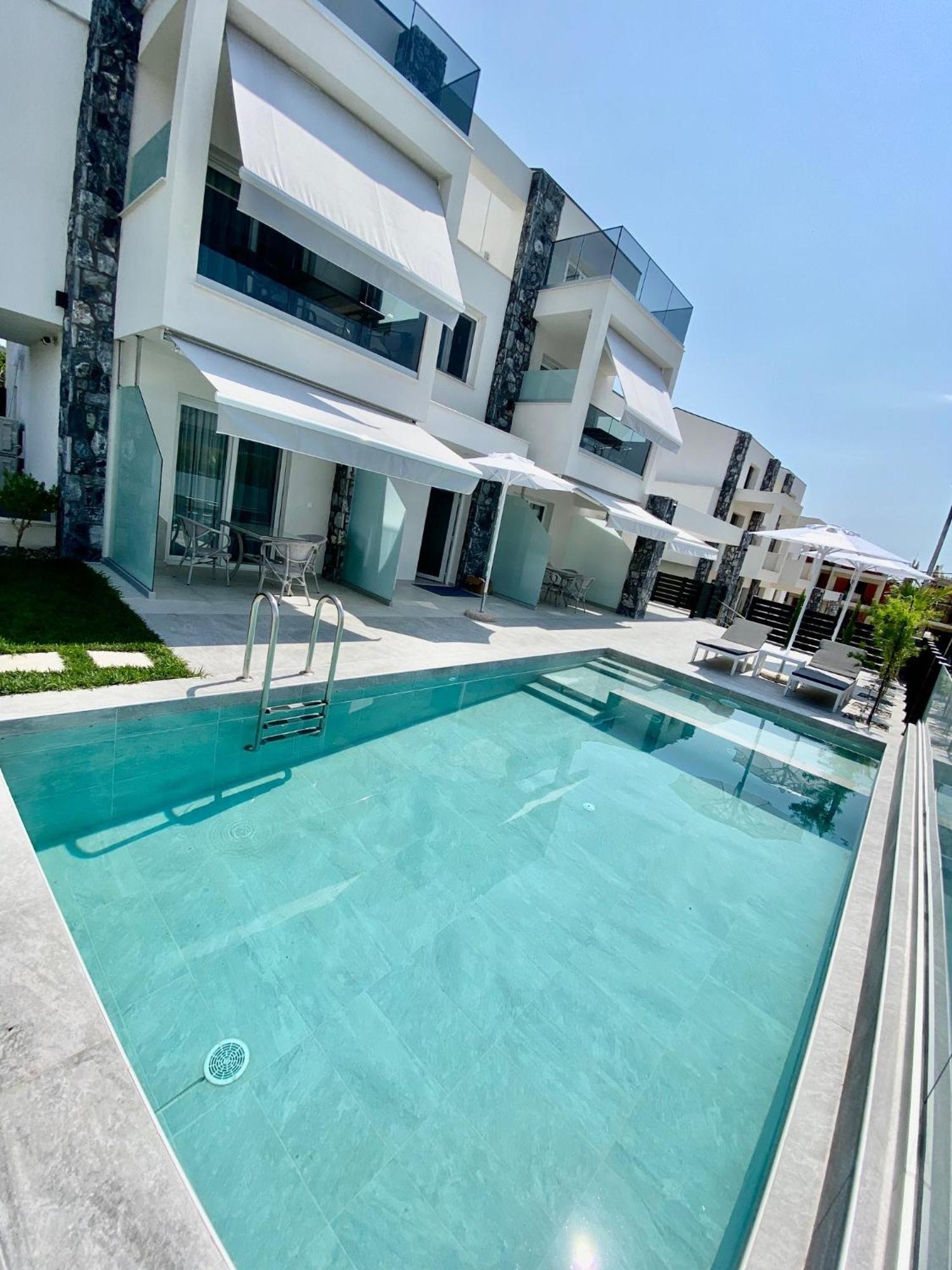 Interni Luxury Living Daire Nikiti  Dış mekan fotoğraf